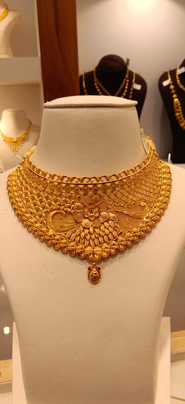 Neckles 
